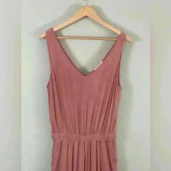 Le Lis Make Me Blush Jumpsuit Pockets Stretch Waist Tank Women's Medium - Picture 2 of 12